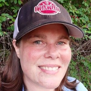 Meet your Posher, Suzanne